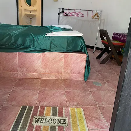 Hutofhappiness Apartment Thongsala Exterior photo